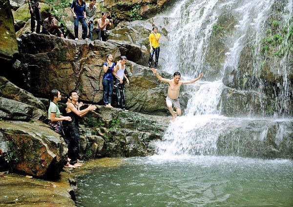 Kinh Nghiệm Du Lịch Lựng Xanh Uông Bí Quảng Ninh 2016 | Websosanh.Vn