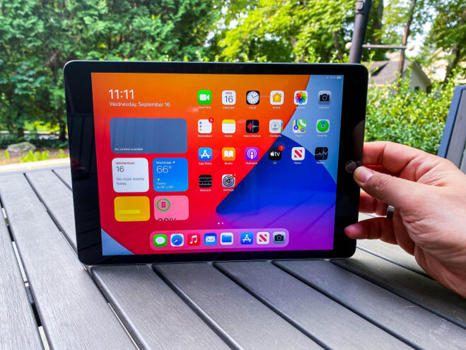 Đánh giá thiết kế trên iPad 8 Wifi 128GB (2020)