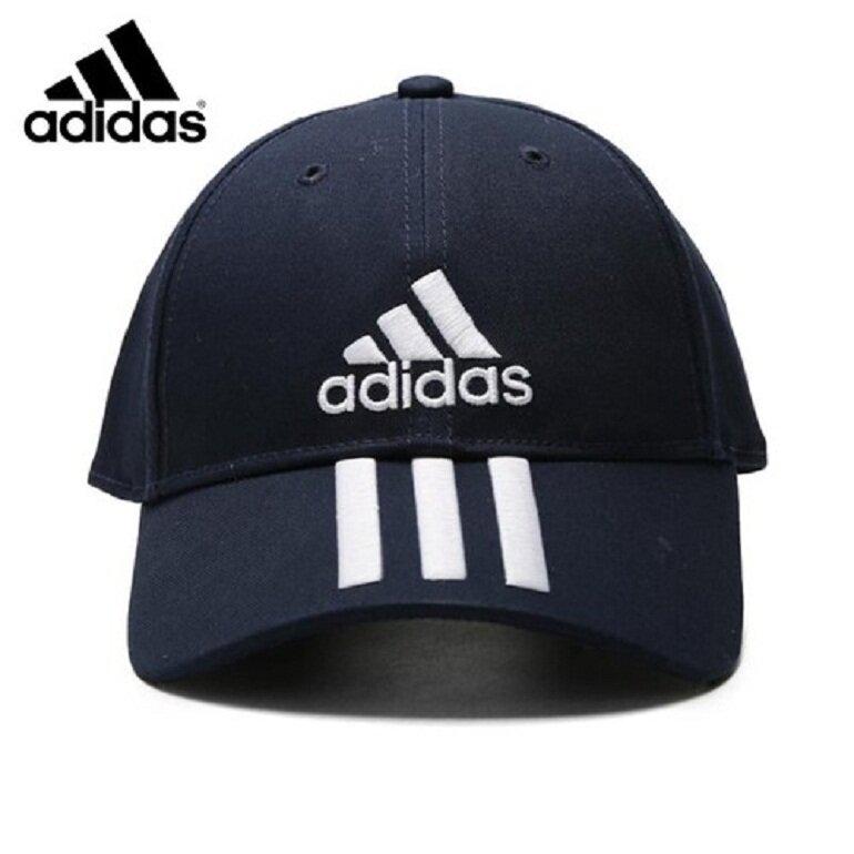 Logo thêu trên Mũ Adidas golf chính hãng cực kỳ tinh tế và sắc sảo