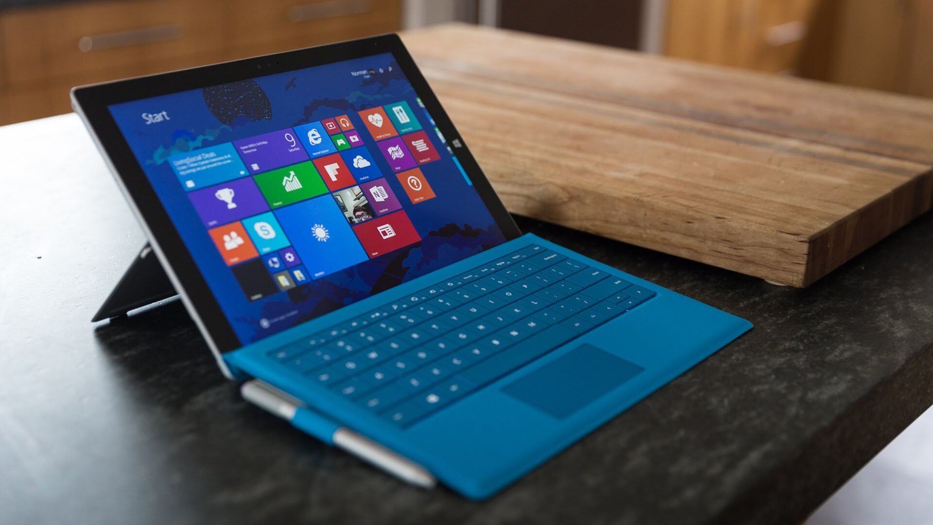 Microsoft Surface Pro 3 có thiết kế sang trọng và tinh tế