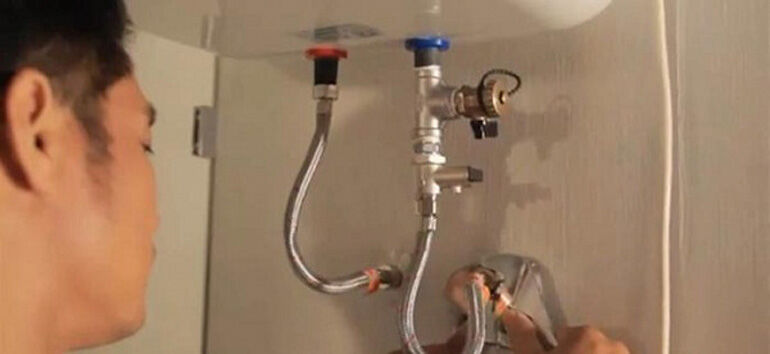 Lắp đặt bình tắm nóng lạnh Rossi - những lưu ý để đảm bảo an toàn