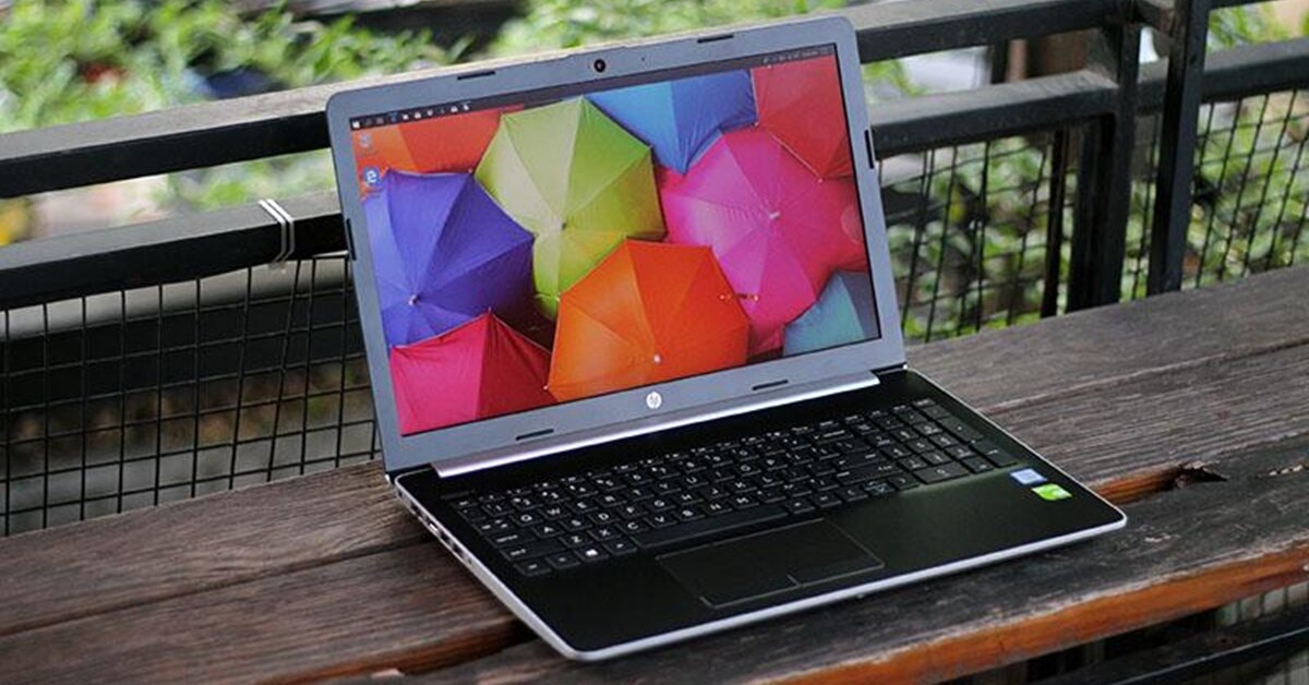 Laptop HP 15 DA0443TX: Chip Core i3 có card màn hình rời đủ để chơi game, làm việc
