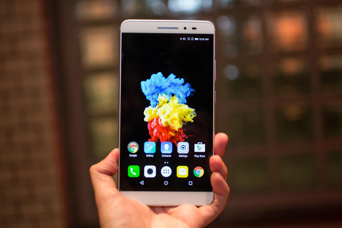 Lenovo PHAB và PHAB Plus cặp đôi phablet cỡ lớn giá rẻ