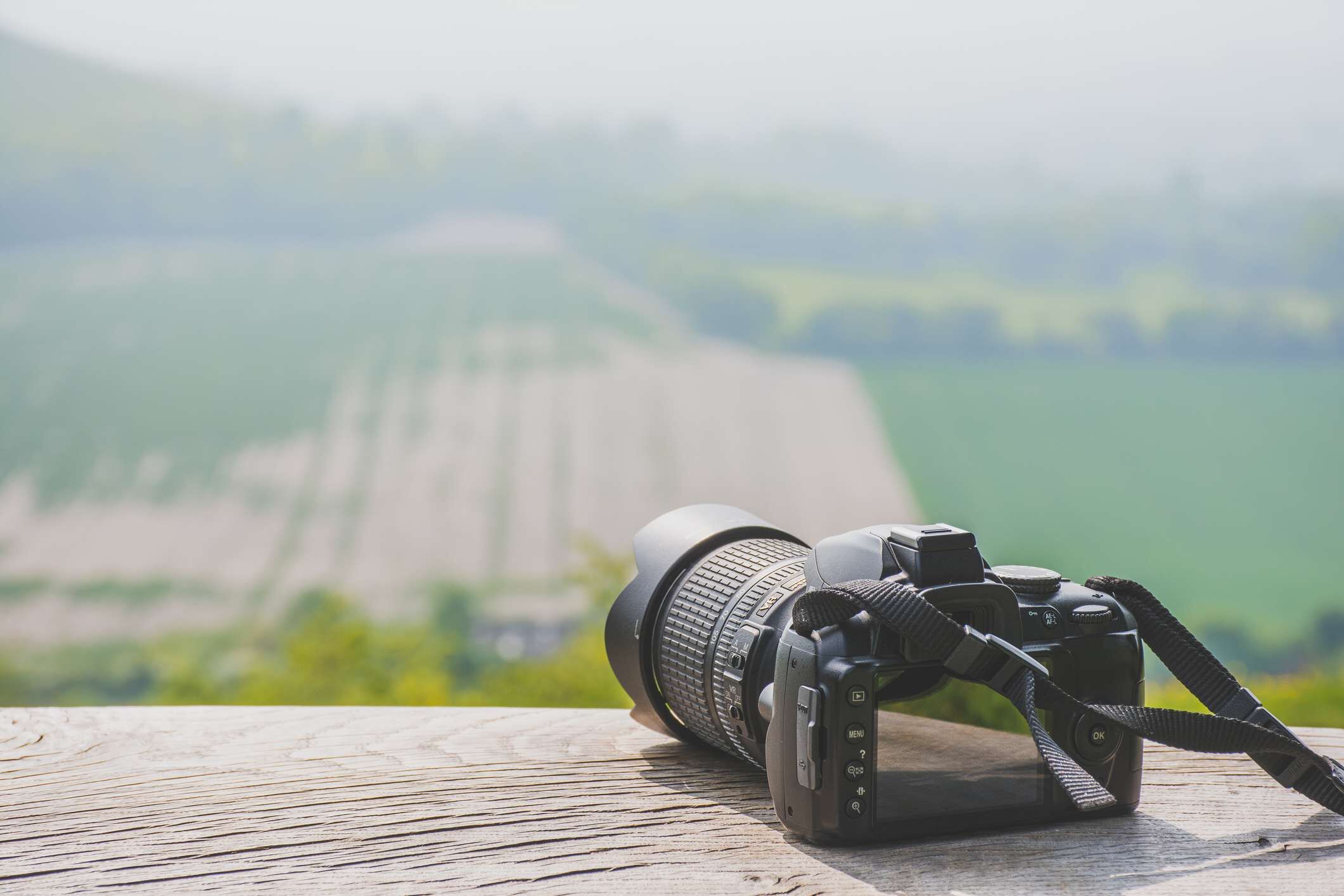 Lens kit là gì? Giải thích kỹ tính năng 7 loại lens máy ảnh hiện nay