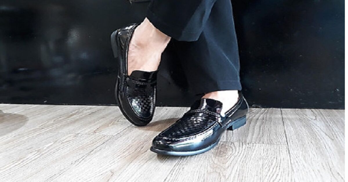 Lí do bạn nên chọn mua giày lười nam Hàn Quốc