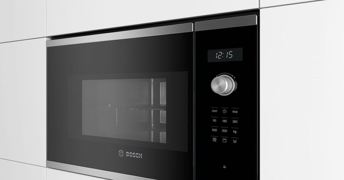 Liệt kê những ưu điểm và hạn chế của lò vi sóng âm tủ