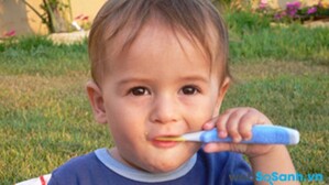 Liệu bú sữa mẹ có làm trẻ bị sâu răng?