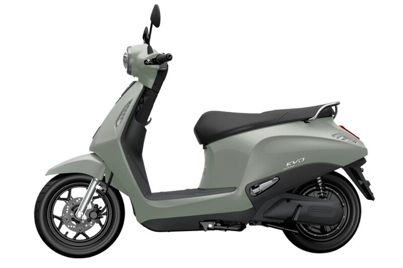 Xe máy điện VinFast mới giá rẻ từ 14,79 triệu, chạy tới 165 km/lần sạc, đổi pin tiện lợi