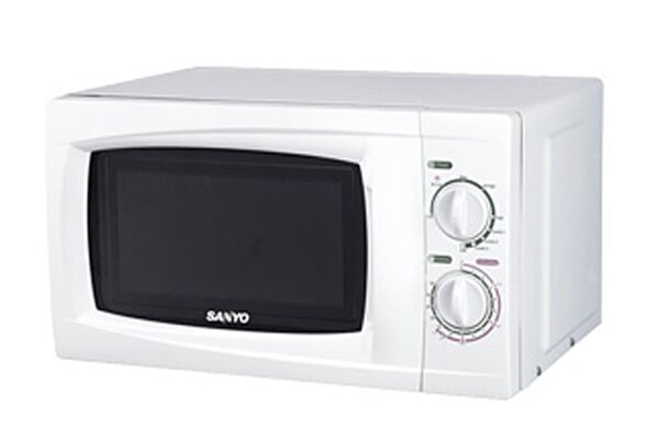 Lò vi sóng Sanyo giá bao nhiêu tiền? Mua ở đâu giá rẻ nhất?