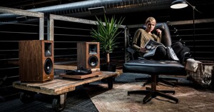 Loa bookshelf là gì? Ưu nhược điểm của loại loa này ra sao?