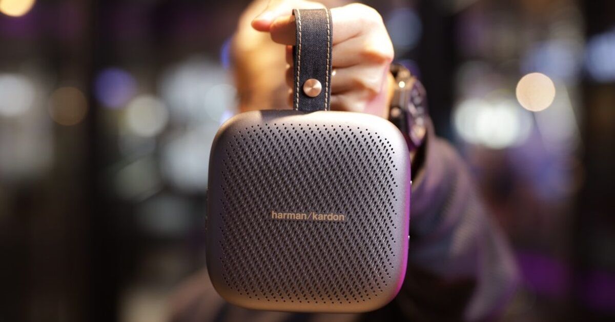 Loa Harman Kardon Neo: Quá nhiều sức mạnh cho một thứ 'nhỏ con'!