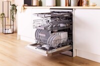 Loạt máy rửa bát giá rẻ dưới 10 triệu đồng chất lượng chuẩn châu Âu - món quà 20/10 ý nghĩa cho chị em!