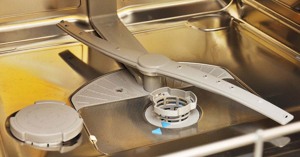 Lỗi i10 trên máy rửa bát Electrolux, giải quyết như thế nào?