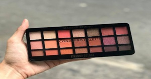 Lựa chọn phấn mắt Sivanna loại nào thì phù hợp nhất?