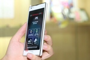 Lựa chọn Sony Xperia E4 hay LG Optimus LTE2 trong tầm giá dưới 3 triệu đồng ?