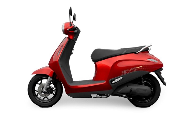 Xe máy điện VinFast Evo Grand giảm giá 3 triệu đồng, pin trâu 262 km/lần sạc