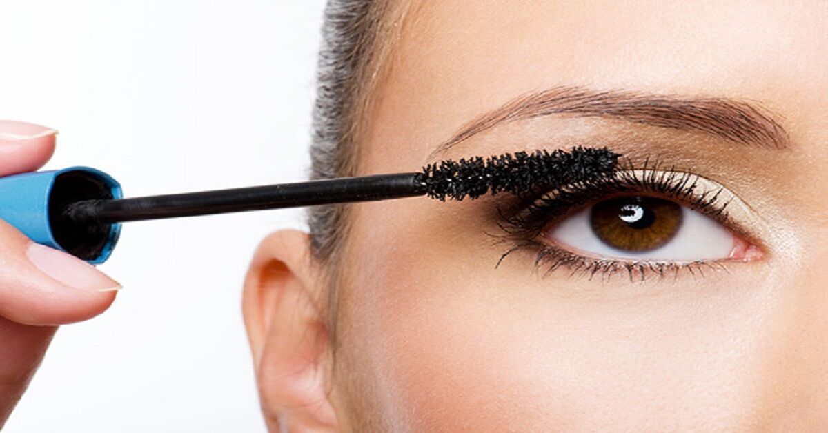 Mascara dài mi là gì? Nên sử dụng mascara dài mi của thương hiệu nào?