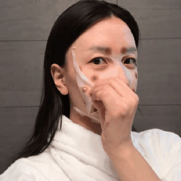 Mặt nạ bấm huyệt -Trào lưu mới từ Hàn Quốc?