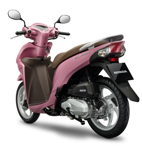Màu hồng mới có giúp Honda Vision củng cố vị trí trước Yamaha Janus 125?