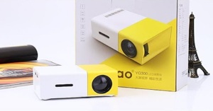 Máy chiếu mini YG-300 - thiết kế gọn nhẹ, giá cực rẻ