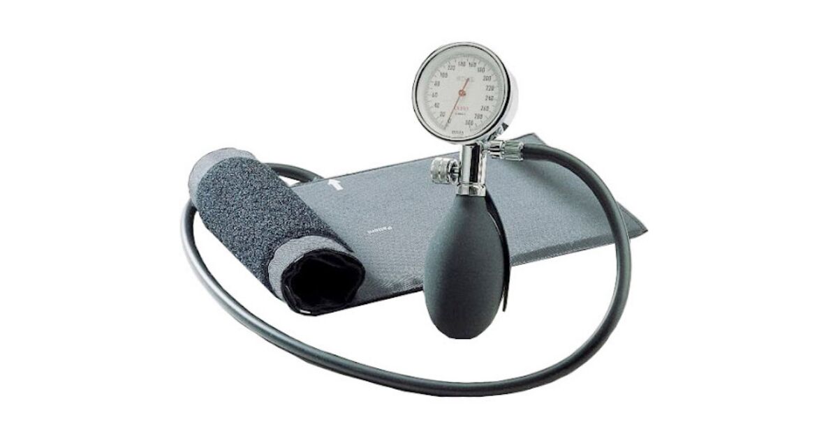 Máy đo huyết áp cơ có chính xác không? Giá bao nhiêu?