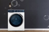 Máy giặt sấy Electrolux Inverter 9 kg EWW9024P5WB 2 chức năng, đang giảm mạnh dưới 10 triệu