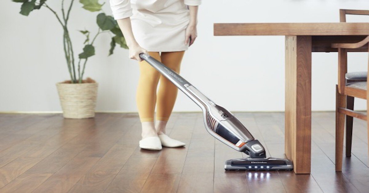 Máy hút bụi không dây là gì? Ưu điểm và hạn chế của máy hút bụi không dây.