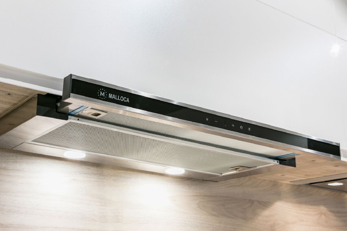 Máy hút mùi Malloca K1509 TC mang đến luồng gió mới cho không gian bếp hiện đại