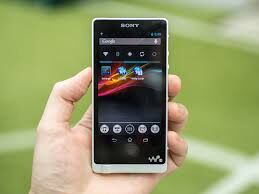 Máy nghe nhạc Sony Walkman NWZ-ZX1: thiết bị giải trí cao cấp