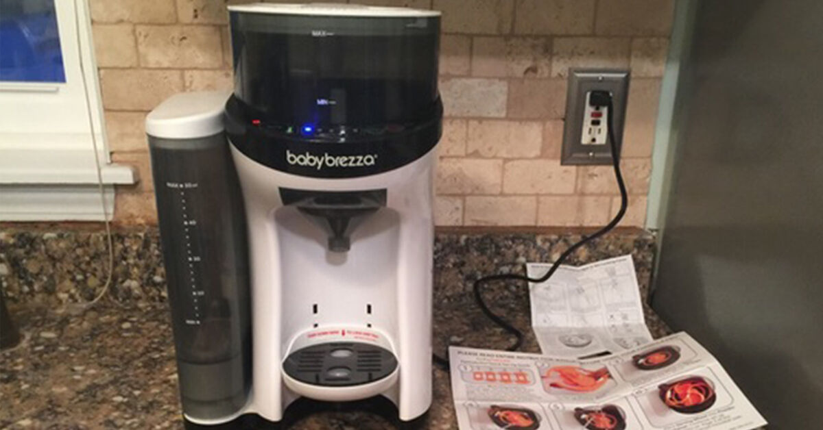 Máy pha sữa Baby Brezza có tốt không ? Giá bao nhiêu ?