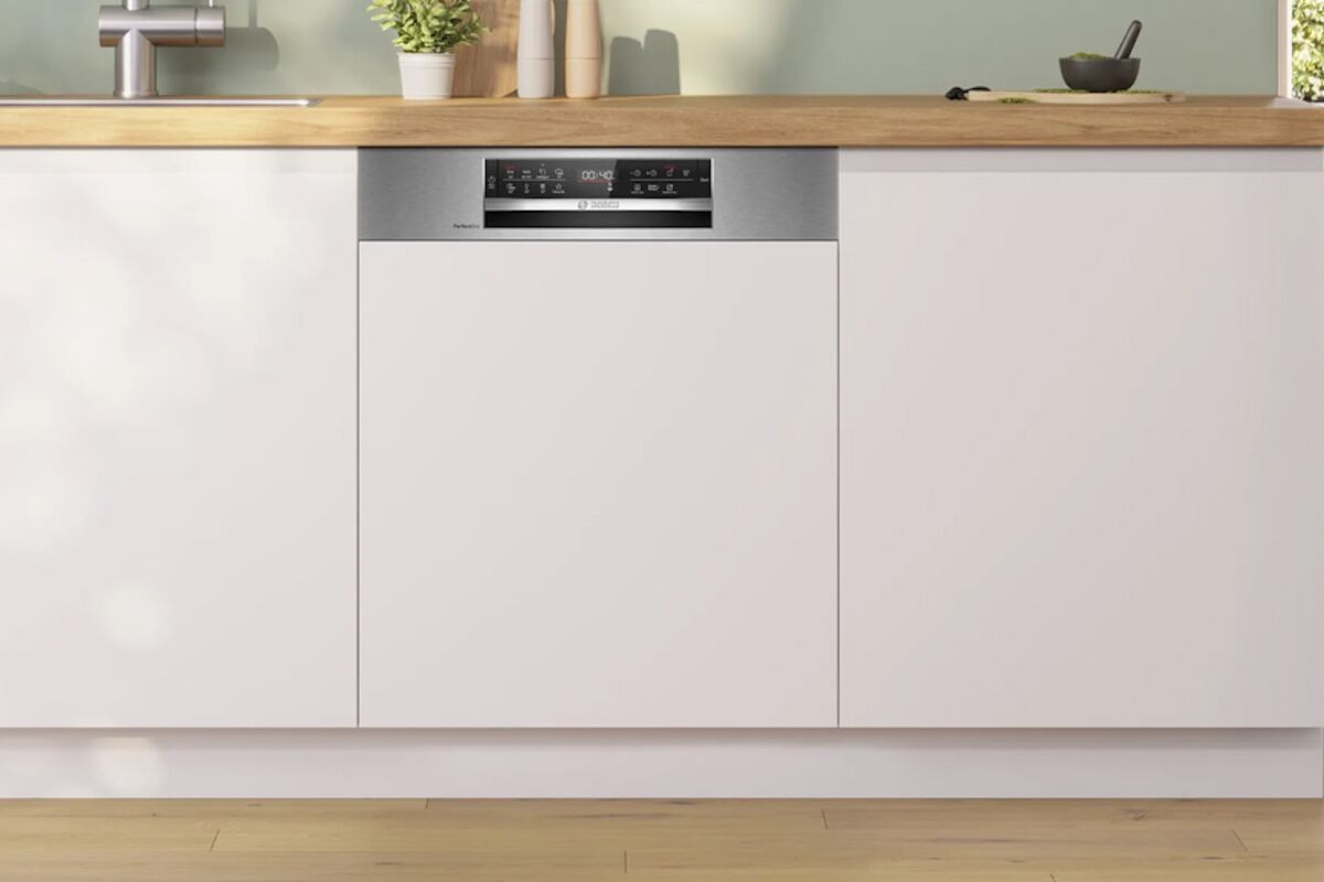 Máy rửa bát Bosch SMI6ZCS16E Serie 6 công nghệ hiện đại, thiết kế thông minh