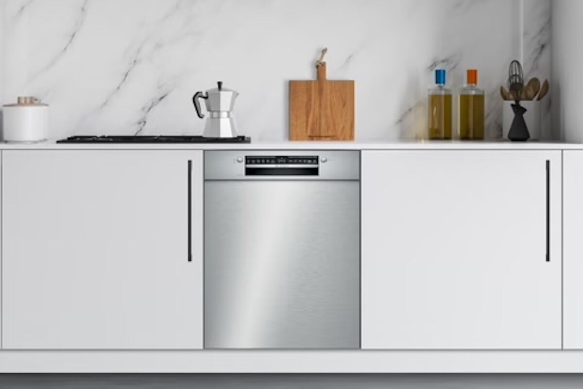 Máy rửa bát Bosch SMU4HVS31E Serie 4 phù hợp với mọi không gian bếp hiện đại