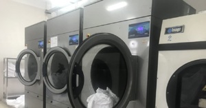 Máy sấy quần áo 30kg loại nào tốt?