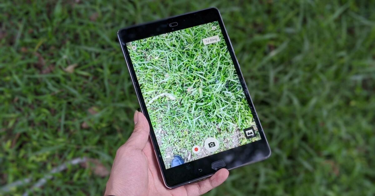 Máy tính bảng Asus Zenpad Z8s màn hình 2K có gì đặc biệt?