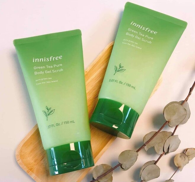 Tẩy tế bào chết toàn thân Innisfree Green Tea Pure Body