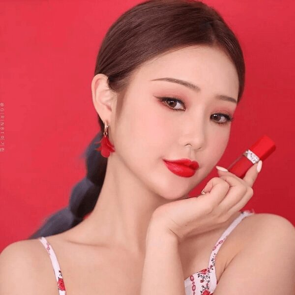 Review Son Kem Dior 999 Rouge Ultra Care Liquid