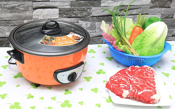 Mẹo chọn nồi lẩu điện đúng chuẩn cho gia đình