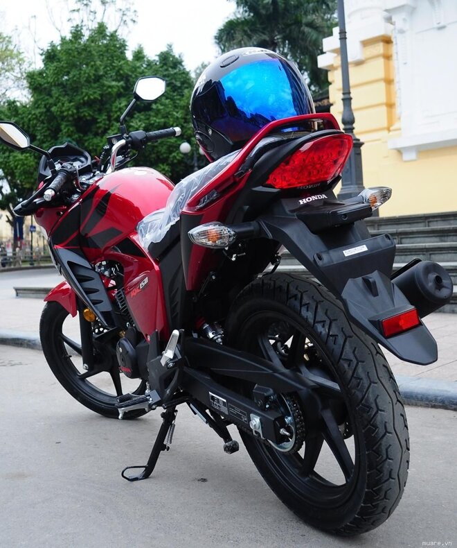 Honda RR150 có giá bán khoảng 62-66 triệu đồng