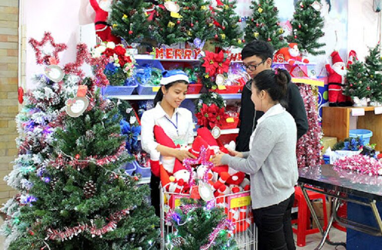 4 địa chỉ bán cây thông Noel và đồ trang trí giáng sinh đẹp mà rẻ