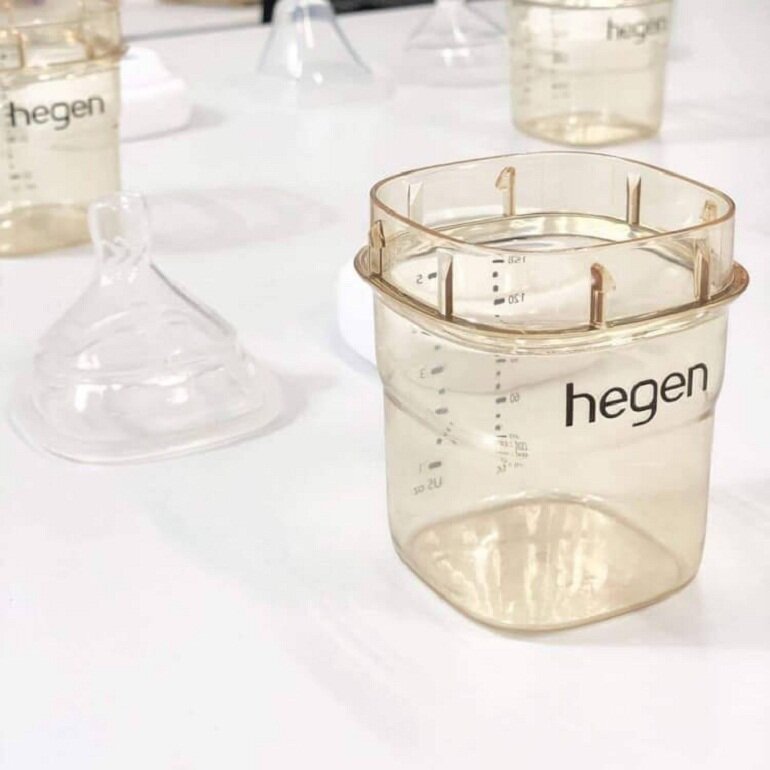 Bình sữa Hegen có thiết kế hình vuông chống trơn trượt