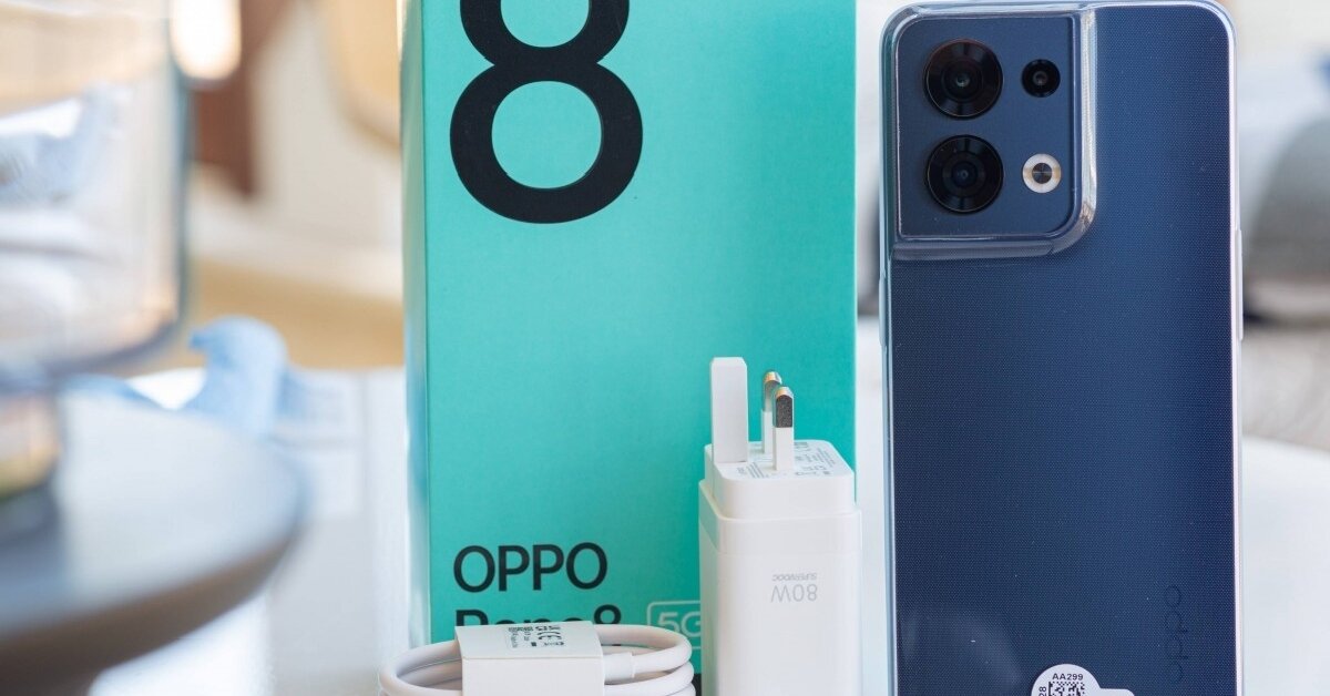 Mở hộp OPPO Reno8 5G giá bán 8 triệu đồng: Có gì trong hộp?