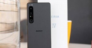 Mở hộp, trên tay điện thoại Sony Xperia 1 IV  vừa trình làng: Thiết kế có xịn xò?