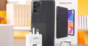 Mở hộp, trên tay điện thoại Samsung Galaxy A23 vừa trình làng năm 2022
