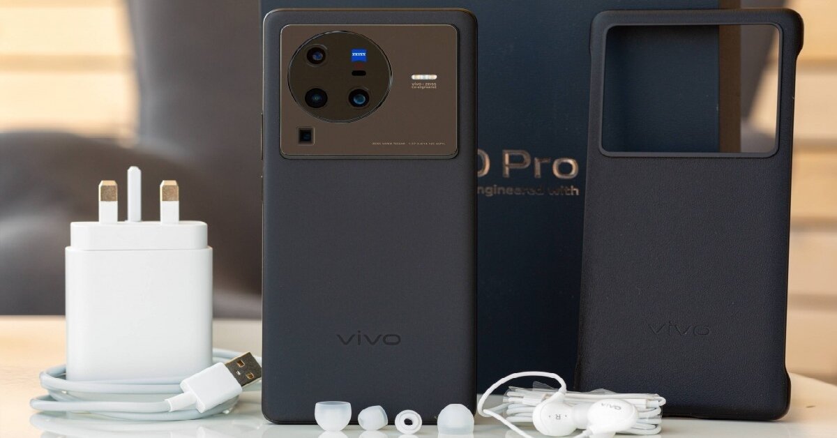 Mở hộp, trên tay điện toại Vivo X80 Pro vừa trình làng năm 2022