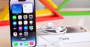 Mở hộp, trên tay nhanh thiết kế điện thoại iPhone 14 Pro