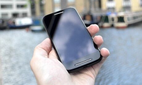 Motorola Moto E chiếc điện thoại thông minh với giá tốt nhất