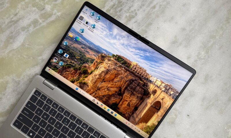 Dell Pro 14 là lựa chọn thay thế hấp dẫn cho Macbook với giá dễ tiếp cận hơn