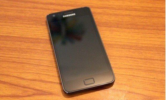Mua điện thoại Sony Xperia T3 hay Samsung Galaxy S2 i9100 trong tầm giá rẻ ?