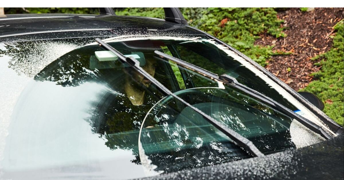 Mua gạt mưa ô tô hãng nào tốt?