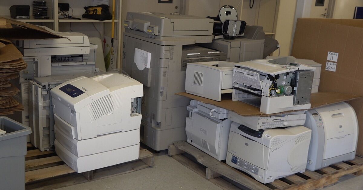 Mua máy photocopy Ricoh cũ: nên hay không nên?